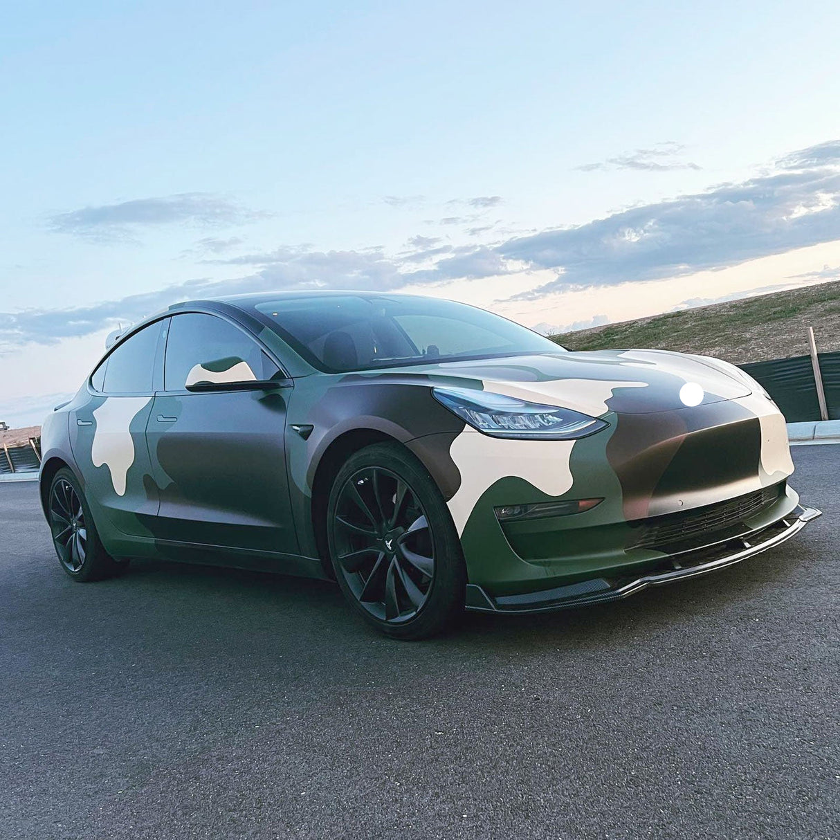 (Patented ABS) For 17-23 Tesla Model 3 Front Bumper Lip Splitter