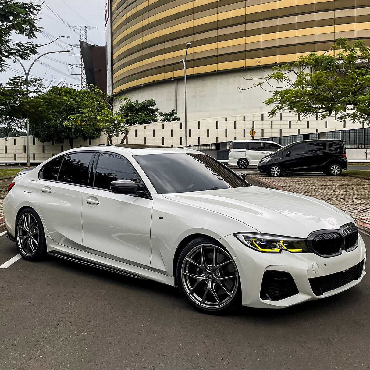 Image for Gloss Black variant