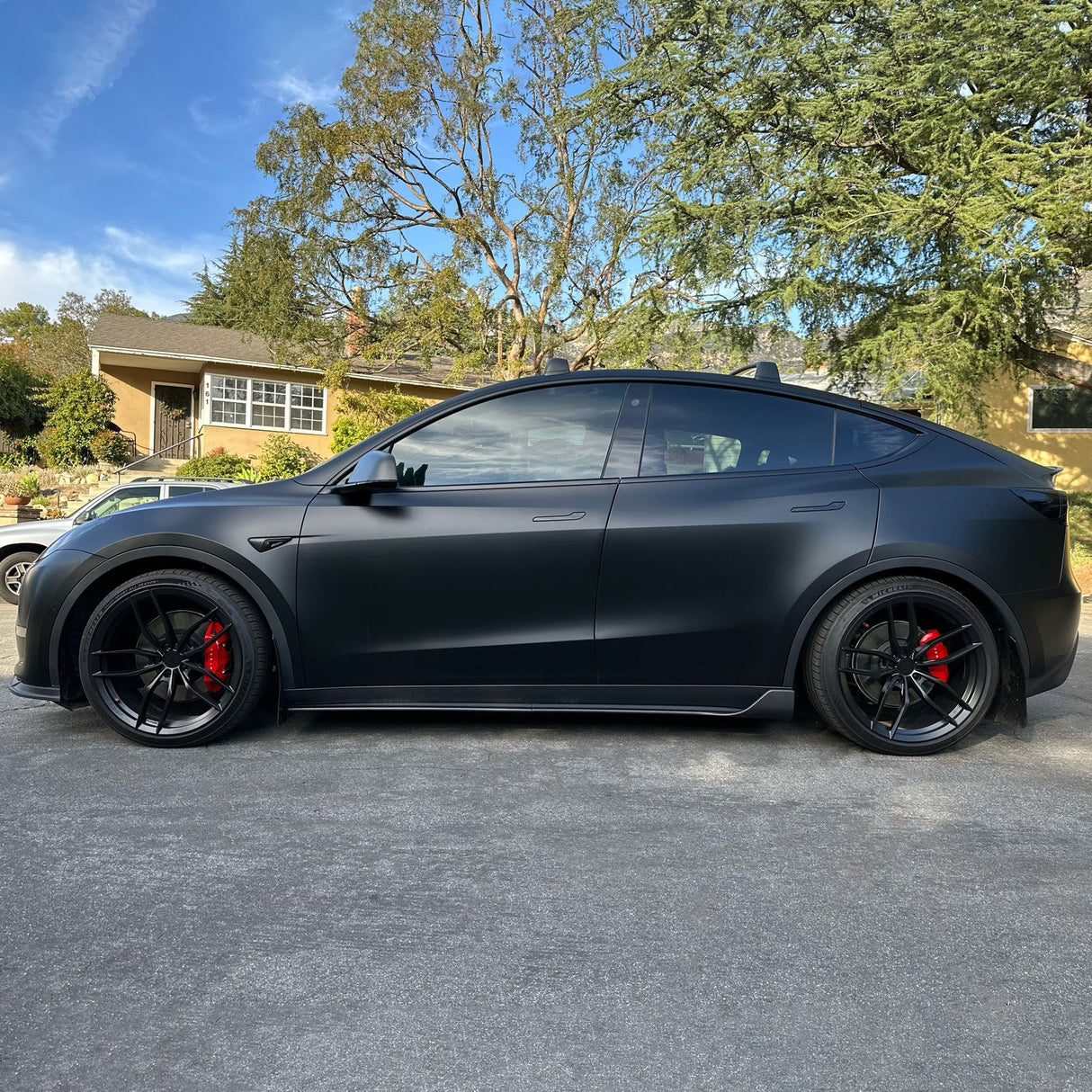 (Patented ABS) For 20-24 Tesla Model Y Side Skirts